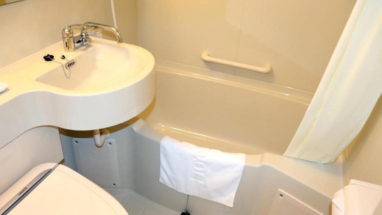 Toyoko Inn Nishi Funabashi Baraki Inter Ichikawa Exterior photo